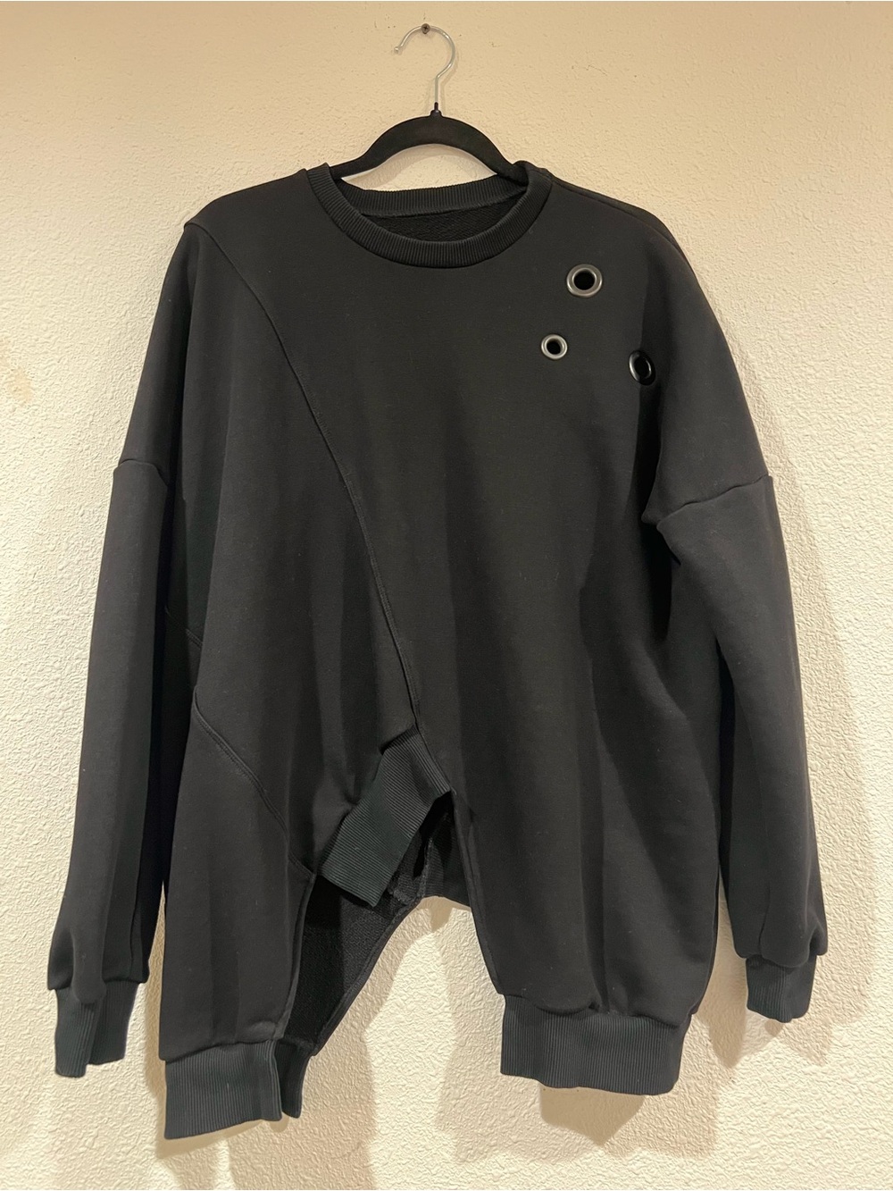 Women's Black Asymmetric Eyelet Oversized Sweatshirt